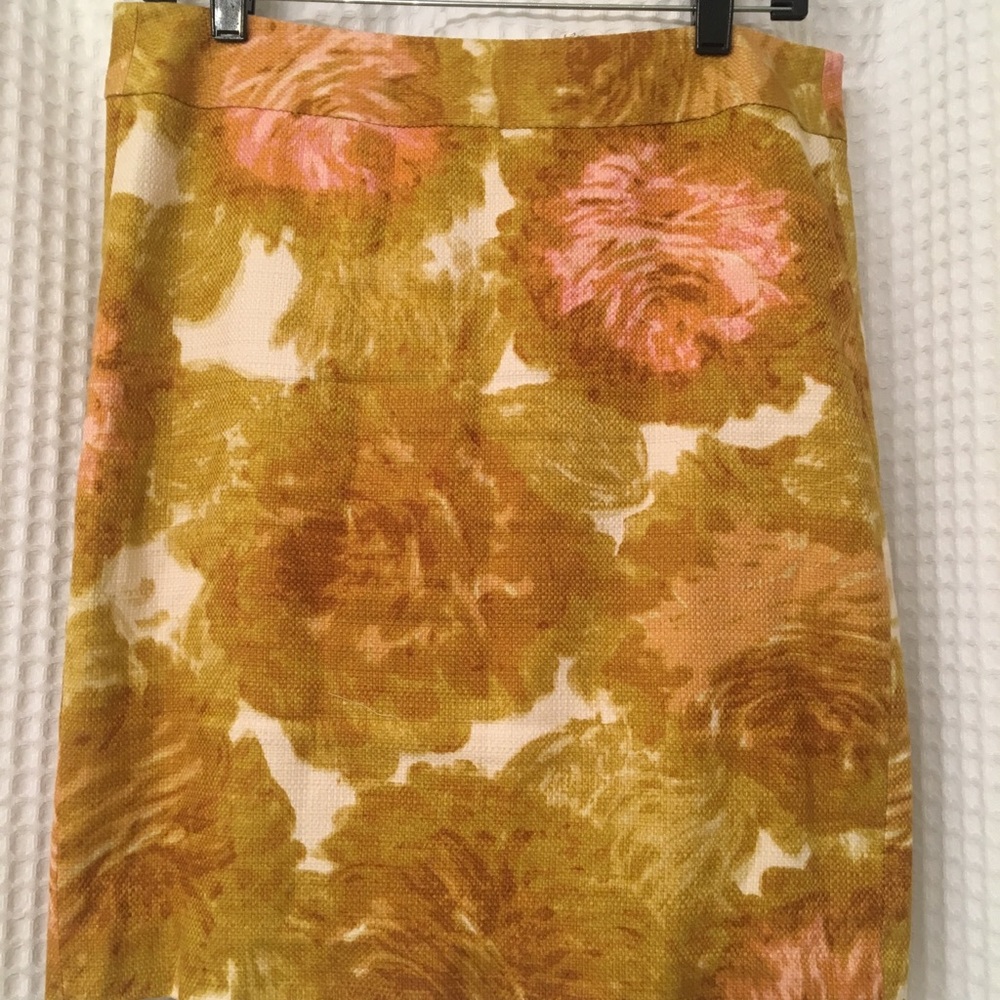 Knee length pencil skirt
